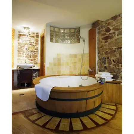 Aguas Del Sella - Jacuzzi Landhuis